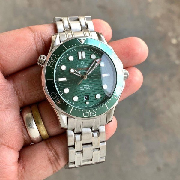Omega Sea Master Diver 300 Automatic