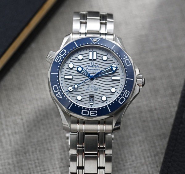 Omega Sea Master Diver 300 Automatic