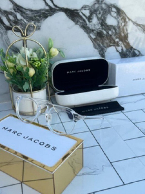 Marc Jacobs Round Transparent