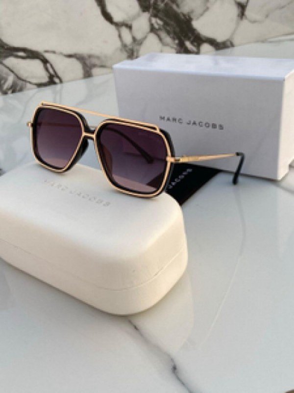 Marc Jacobs Classy Black Shaded Sunglasses