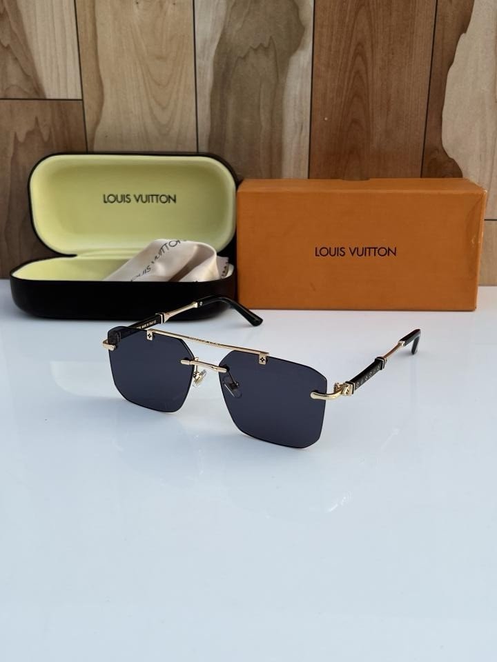 Louis Vuitton 3152 Gold Black Sunglasses