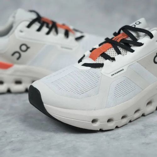 On Running Sportswear Casual Sneakers Pria white orange