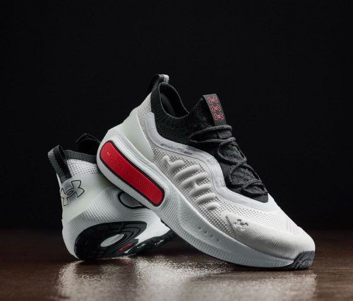 UNDER ARMOUR HOVER PHANTOM 4