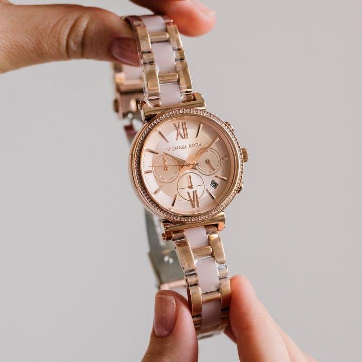Michael_Kors sofie