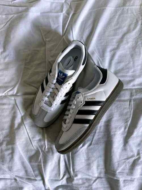 Adidas Samba White