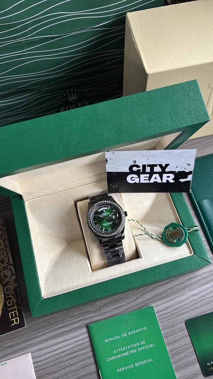 Rolex Oyster perpetual Day Date Diamond 40 Battery