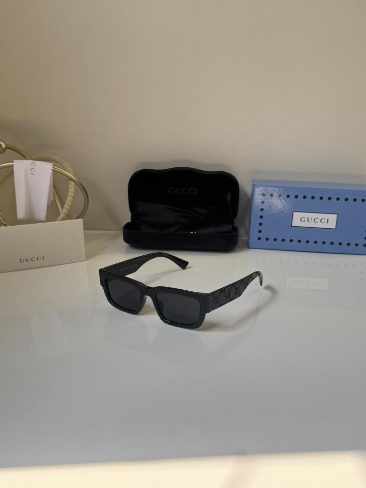 Gucci 2937 Black Monogram Print