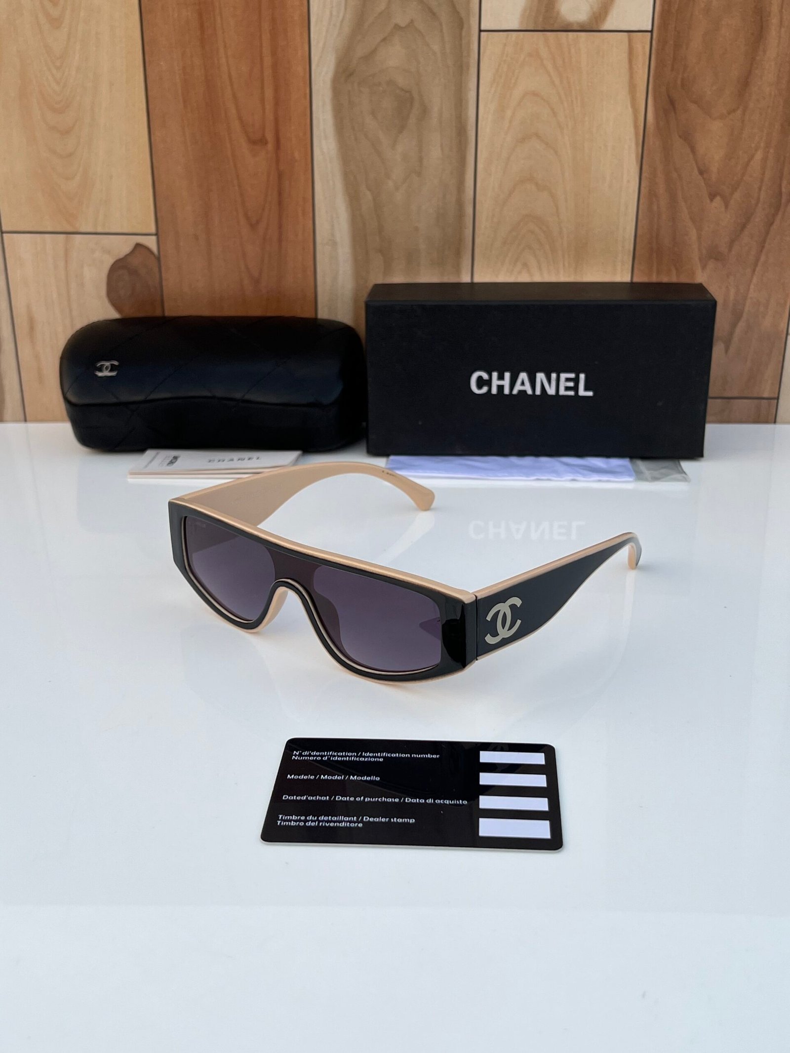 Chanel_1001_peach_black