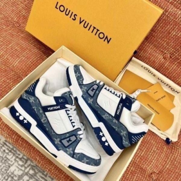 Louiis Vuittton LV Monogram Trainer Blue White With Accessories