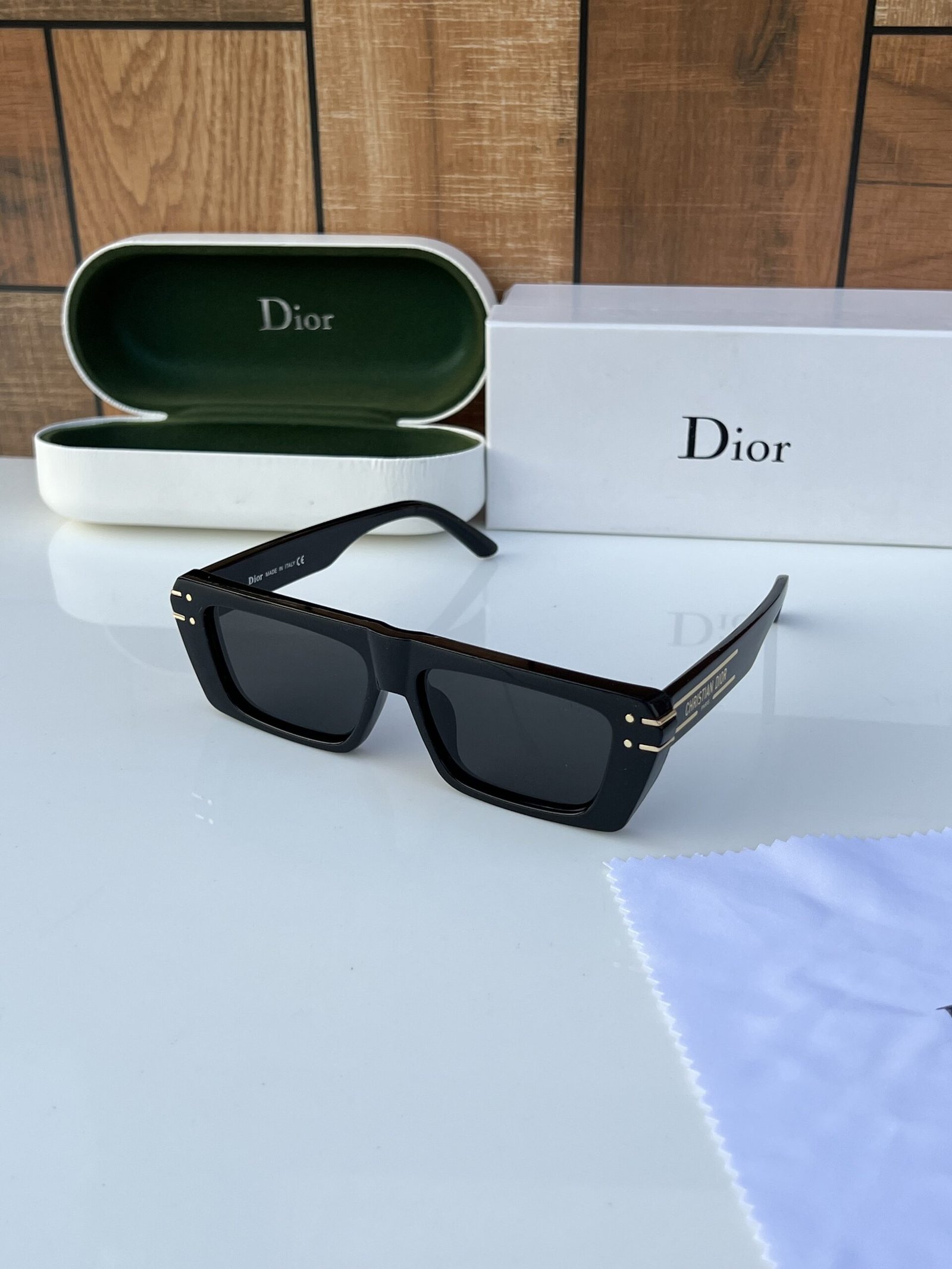 Dior_D29_black