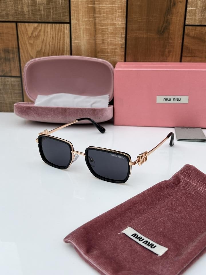 Miu_miu_559_gold_black