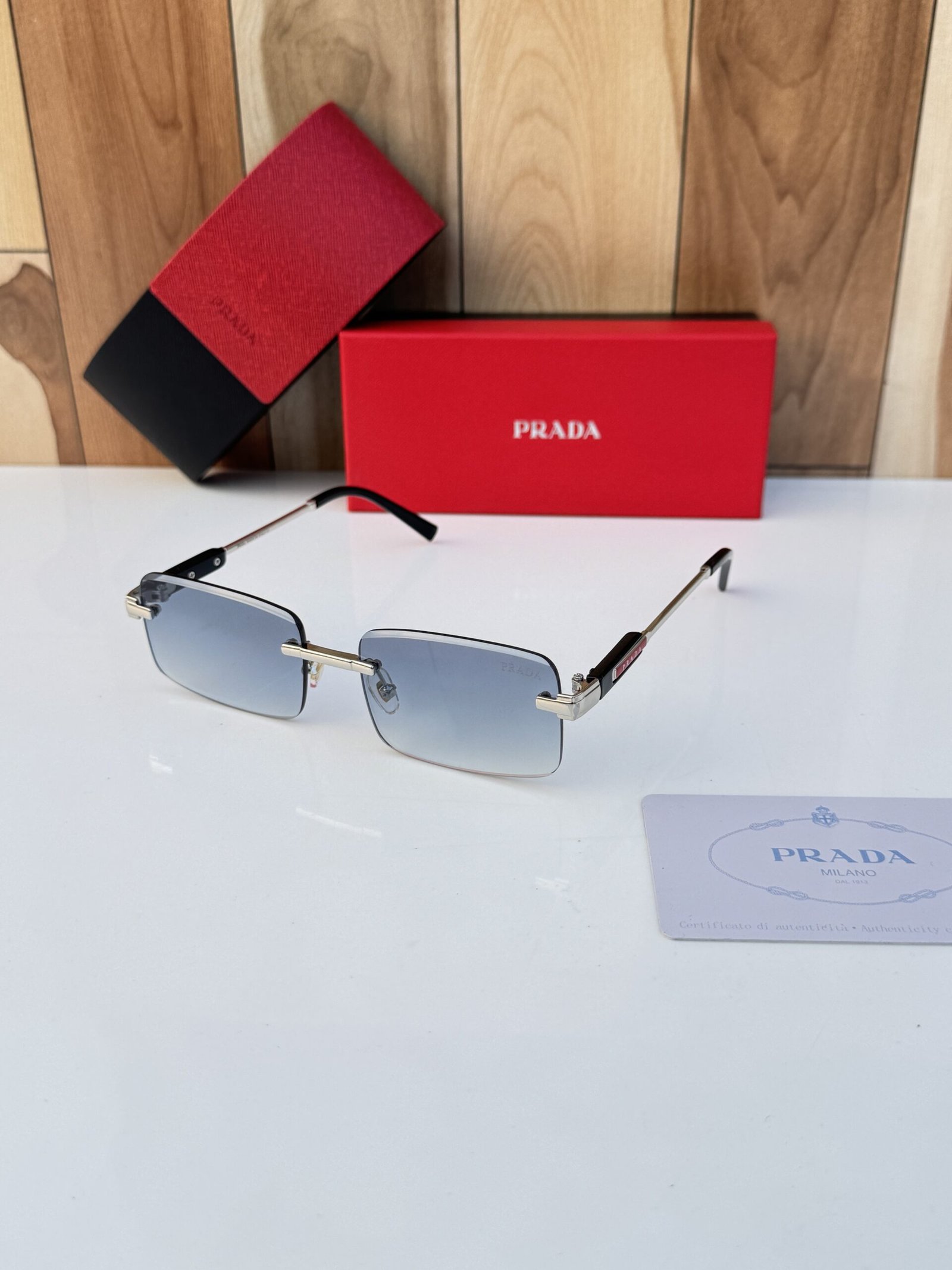 Prada_5374_silver_blue