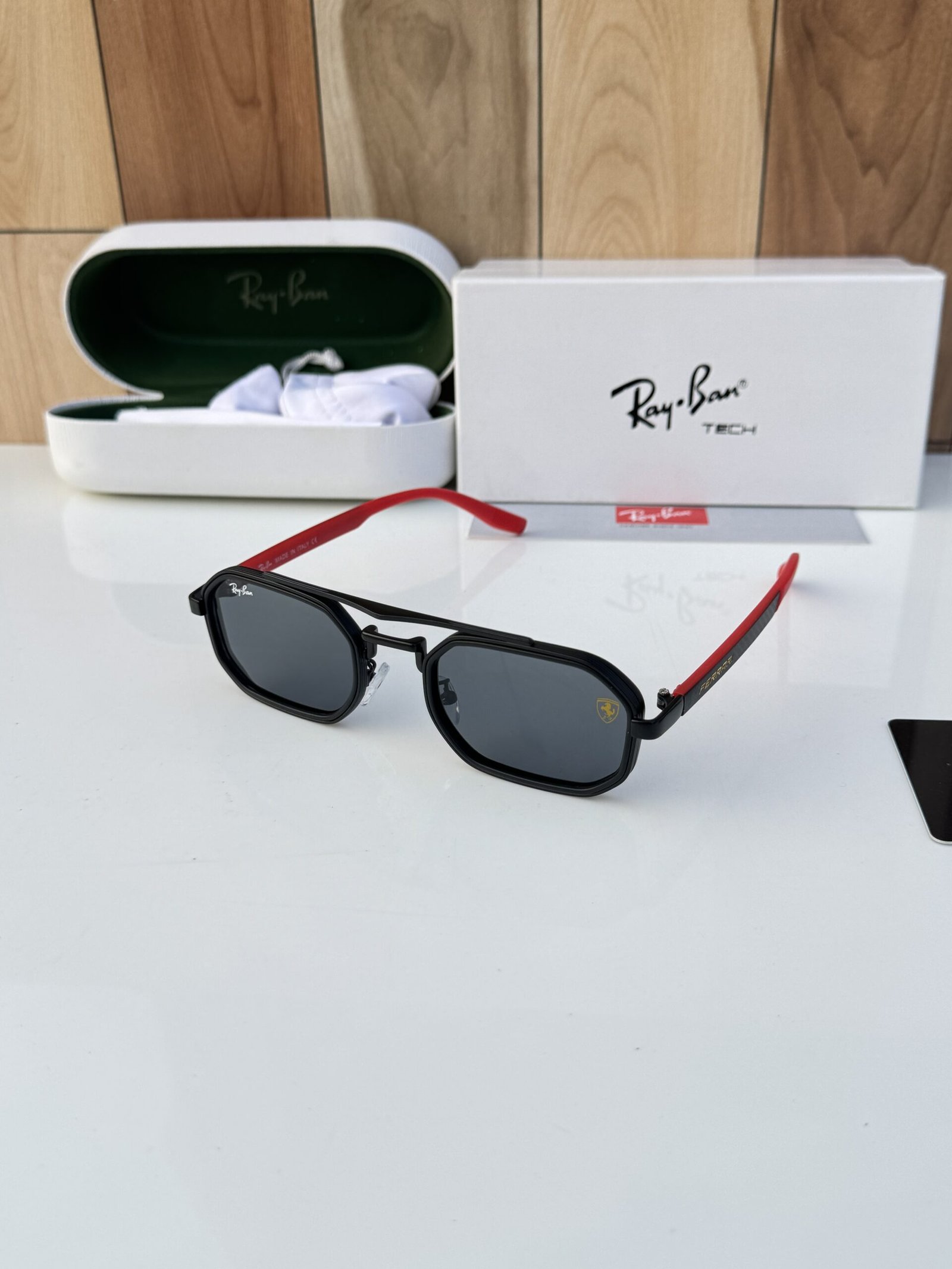 Rayban 7328 black red