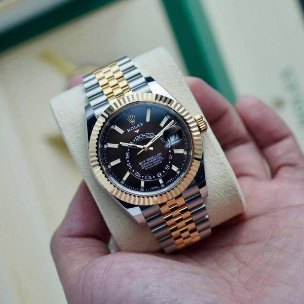 Rolex Oyster Perpetual Sky Dweller Black 2 Tone Automatic High Quality