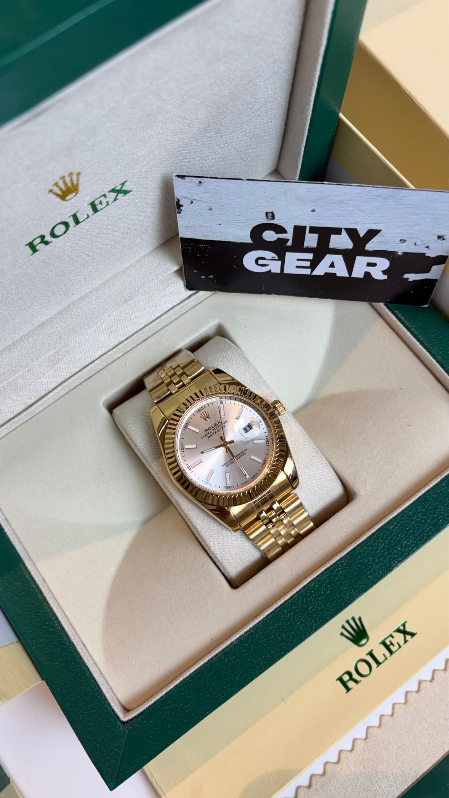 Rolex Oyster Perpetual Date Just Gold-White