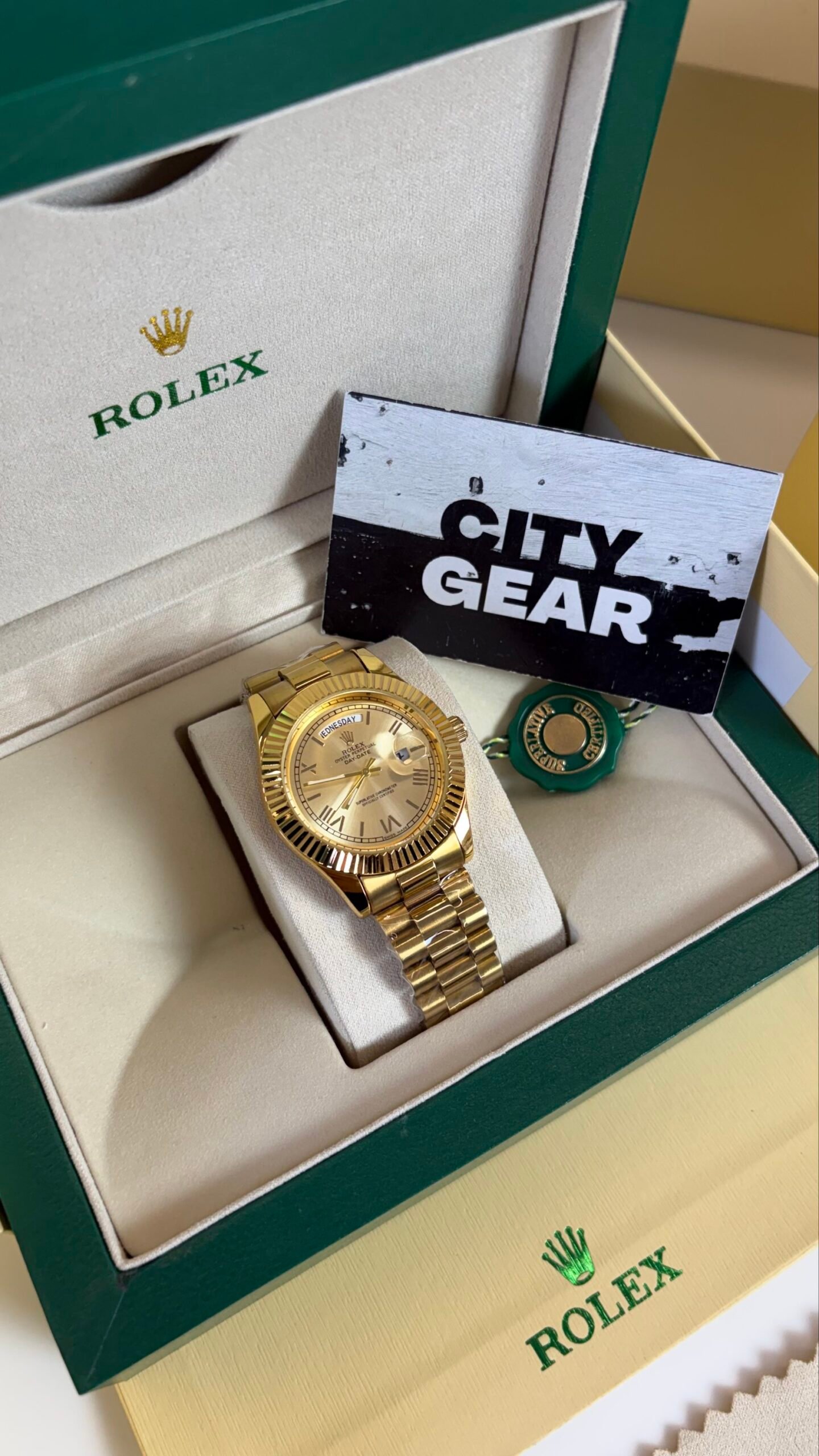 Rolex oyster Perpetual Day Date  Gold-Gold