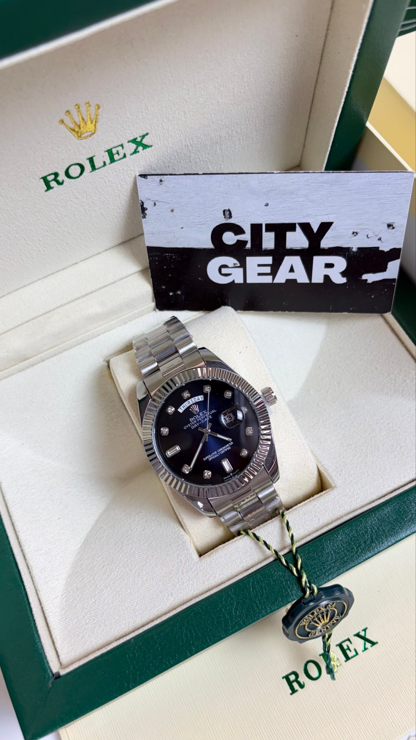 Rolex Oyster Perpetual Day Date Diamond Silver-Blue