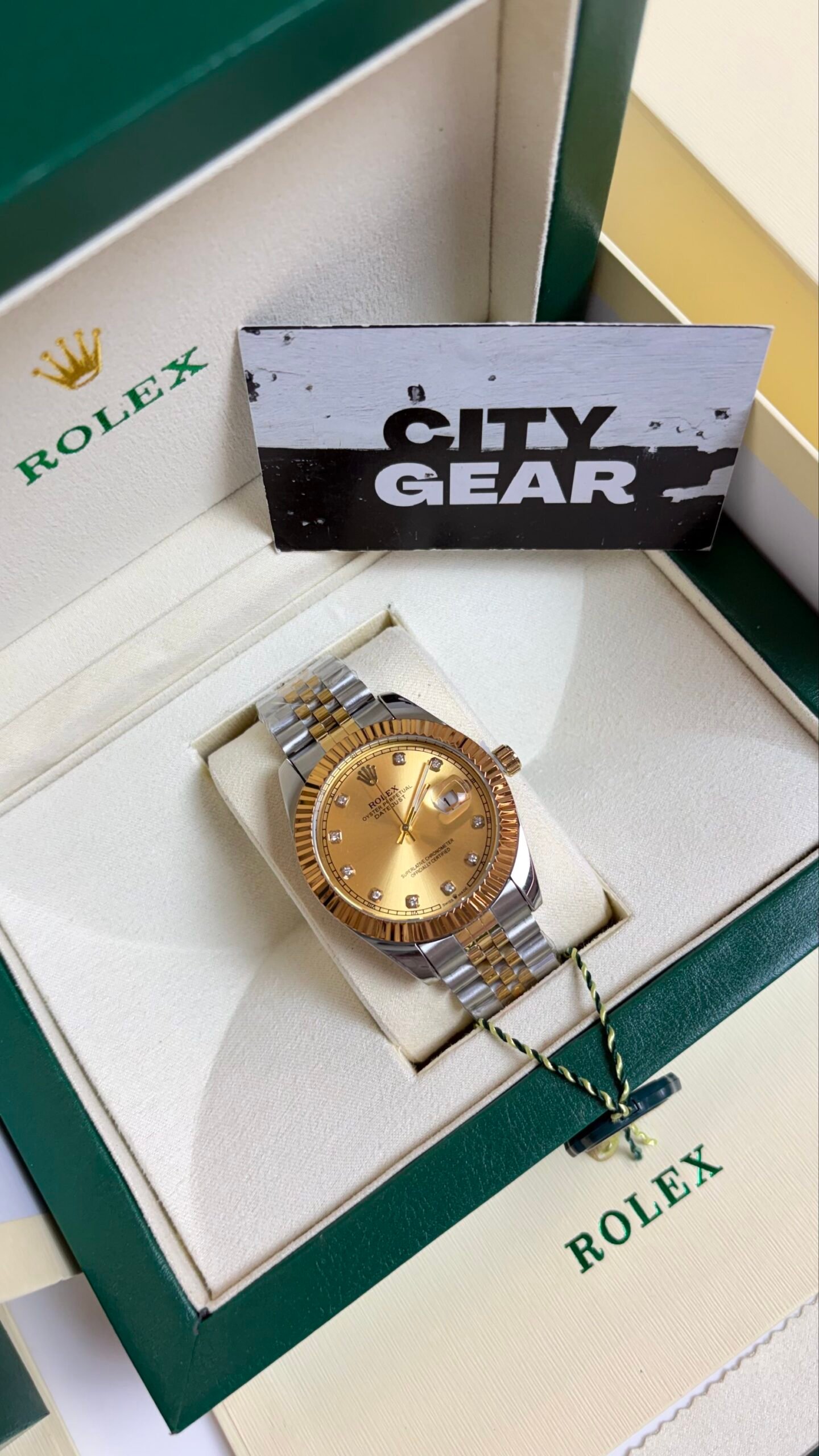 Rolex Oyster Perpetual Date Just Diamond 2Ton Gold