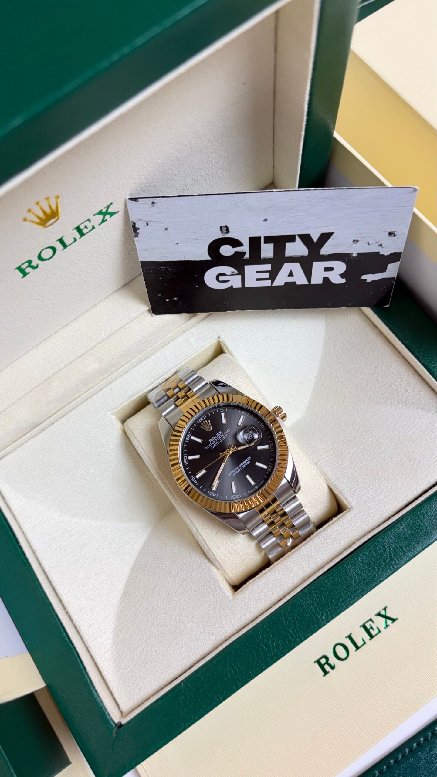 Rolex Oyster Perpetual Date Just 2Ton Black