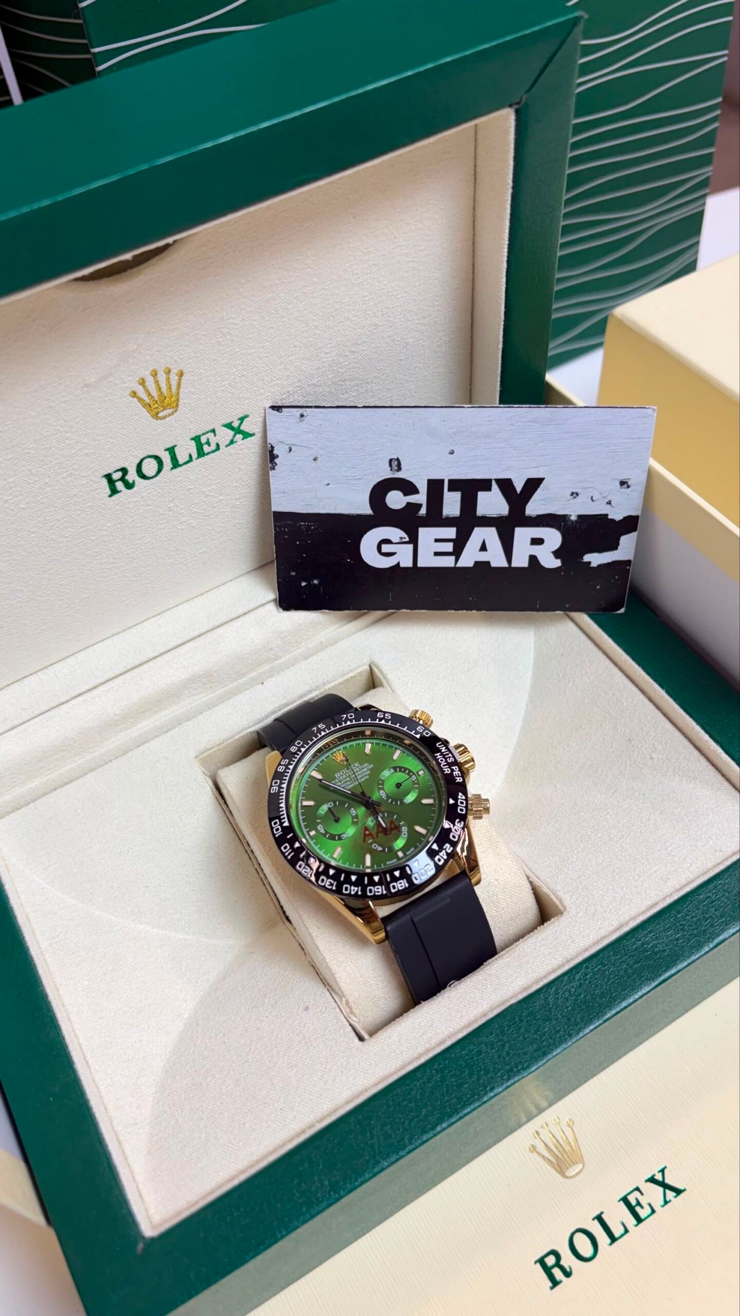 Rolex Oyster Perpetual Daytona Gold Green